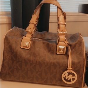 Michael Kors Bag!! Used